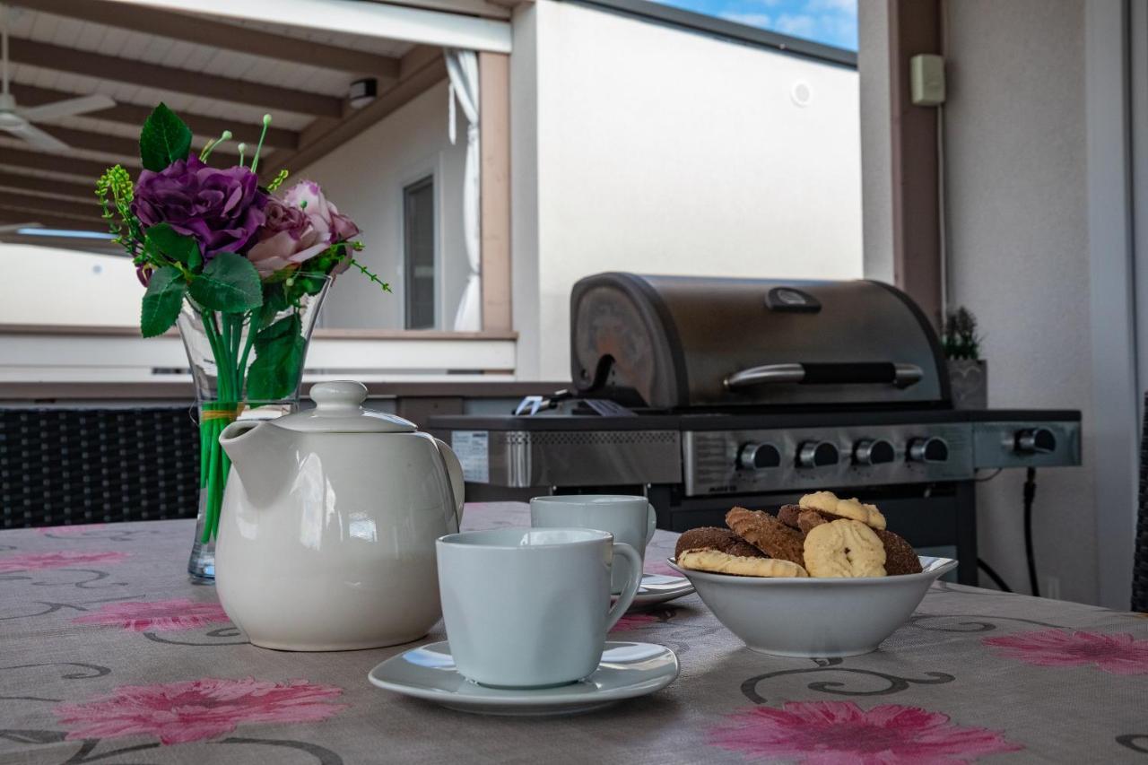 Mobile Home Whit Sea View Lavojesa Drage Zewnętrze zdjęcie